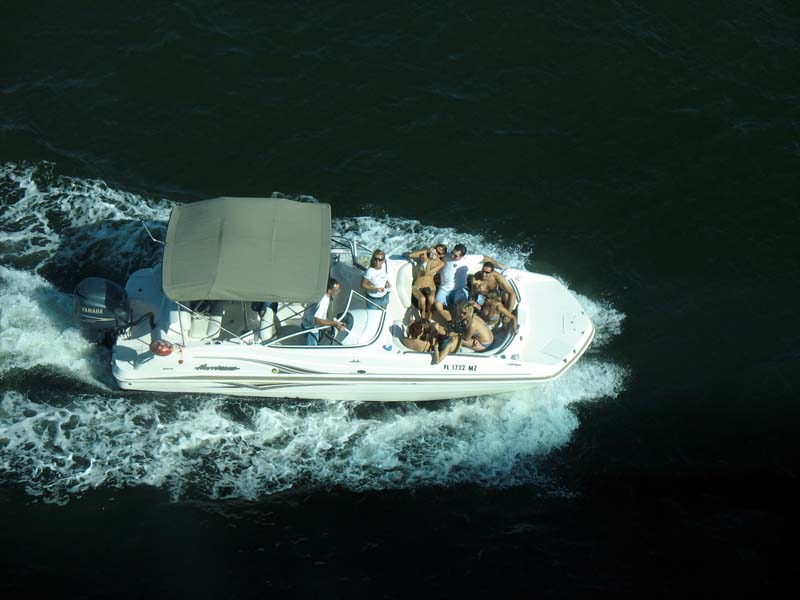 006 speedboat.jpg